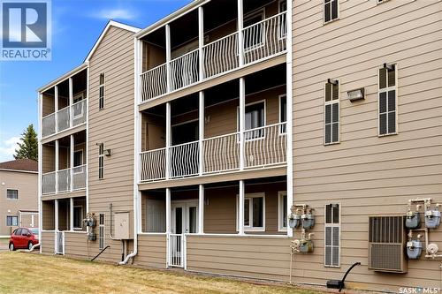 10 6575 Rochdale Boulevard, Regina, SK - Outdoor With Balcony With Exterior