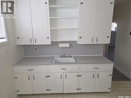 305 Ruth Street E, Saskatoon, SK - Indoor