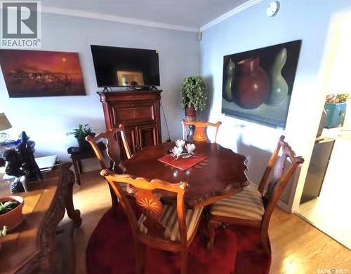 305 Ruth Street E, Saskatoon, SK - Indoor Photo Showing Dining Room