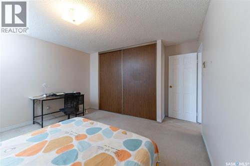 303 302 Tait Crescent, Saskatoon, SK - Indoor Photo Showing Bedroom