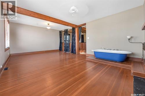 1002 9Th Street, Perdue, SK - Indoor