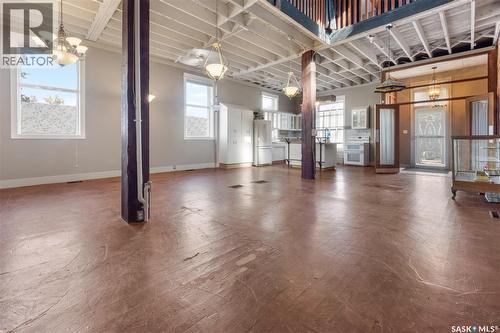 1002 9Th Street, Perdue, SK - Indoor