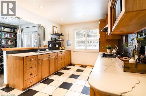 Modern Kitchen with cooktop and built in oven - 3 Fallsview Road, Hamilton, ON - Indoor