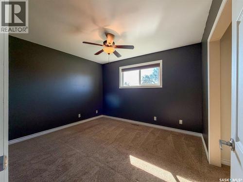 211 2Nd Street S, Cabri, SK - Indoor Photo Showing Other Room
