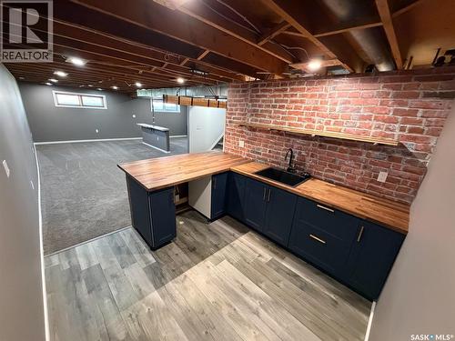 211 2Nd Street S, Cabri, SK - Indoor