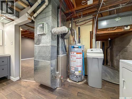 211 2Nd Street S, Cabri, SK - Indoor Photo Showing Laundry Room