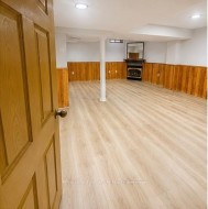 80 Wickstead Court  Brampton, ON L6R 1N8