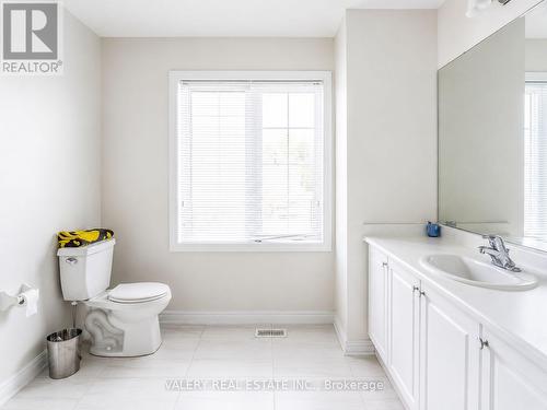 407 Linden Drive, Cambridge, ON - Indoor Photo Showing Bathroom