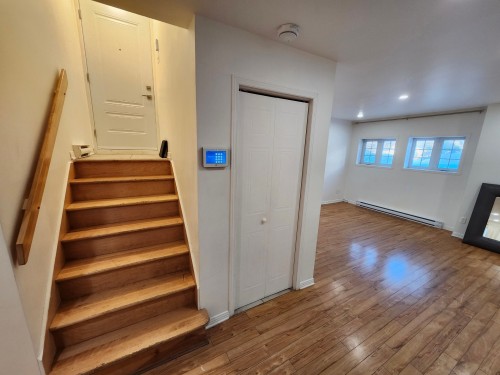 Passageway - 1710 Rue Notre-Dame-De-Fatima, Laval (Pont-Viau), QC - Indoor Photo Showing Other Room