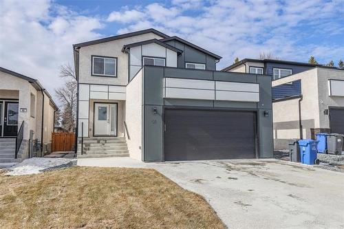 64 Cindy Klassen WAY  Winnipeg, MB R2G 4M1
