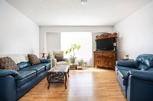 199 Bluewater Cr, Winnipeg, MB 