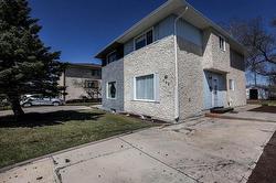 199 Bluewater CR  Winnipeg, MB R2J 4H9