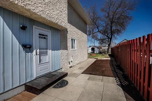 199 Bluewater Cr, Winnipeg, MB 