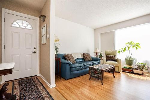 199 Bluewater Cr, Winnipeg, MB 