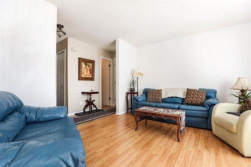 199 Bluewater Cr, Winnipeg, MB 