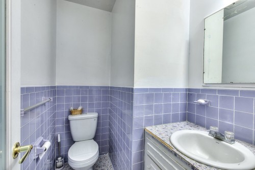 Powder room - 1273  - 1277 Rue Jasmin, Laval (Chomedey), QC - Indoor Photo Showing Bathroom