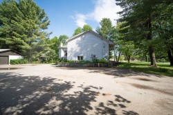 Garage - 