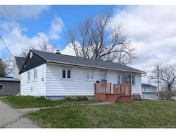 36 Johnson ST  Miramichi, NB E1N 2W2