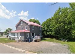 525 Acadie Dieppe, NB E1A 1J2