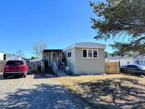 22 Jackson Crescent, Marathon, ON - Outdoor