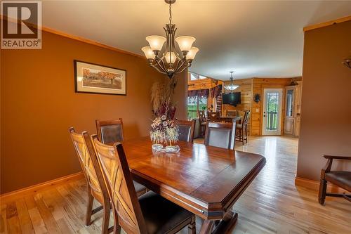 2507 Bickford Line, St Clair, ON - Indoor Photo Showing Dining Room