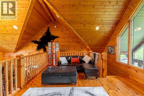 2507 Bickford Line, St Clair, ON - Indoor