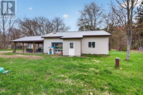14 GLASTONBURY ROAD  Addington Highlands (Addington Highlands), ON K0H 2G0