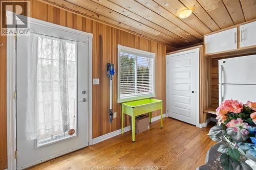 689 Ross Beach, Lakeshore, ON - Indoor Photo Showing Other Room