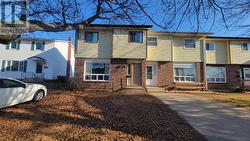 32 DAWSON Court  Charlottetown, PE C1A 8T1