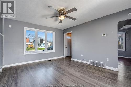 3759 Whitney, Windsor, ON - Indoor Photo Showing Other Room