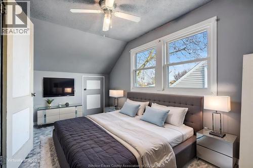 3759 Whitney, Windsor, ON - Indoor Photo Showing Bedroom