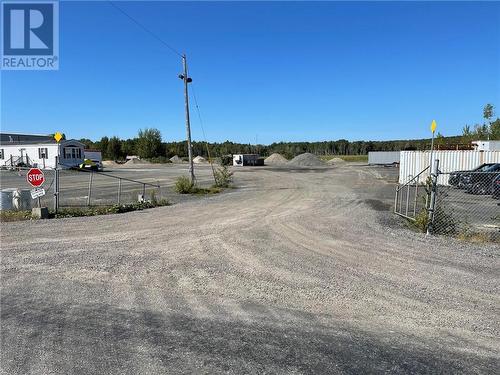 146 Fielding Road, Lively, ON 