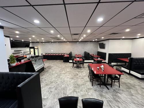 326 Saddleback Rd Nw, Edmonton, AB 