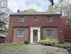 110 TRAYMORE AVENUE  Hamilton, ON L8S 1R7