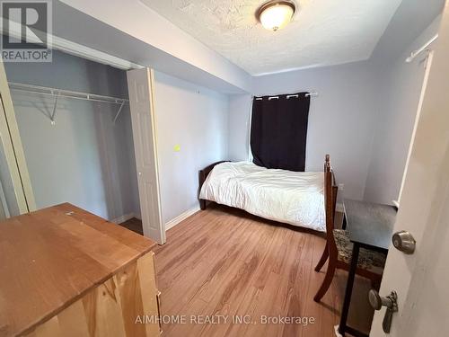 110 Traymore Avenue, Hamilton, ON - Indoor Photo Showing Bedroom