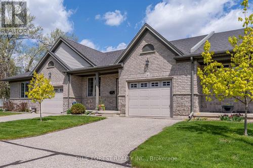 2 - 948 COLBORNE STREET  Brantford, ON N3S 3T4