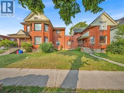 669 Marentette Unit# UPPER Windsor, ON N9A 1Z3