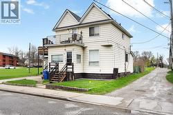 655 Chatham East Windsor, ON N9A 2X5