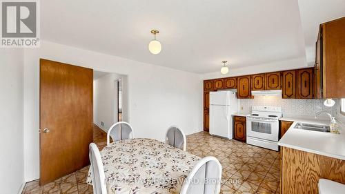 349 Monarch Park Avenue, Toronto, ON - Indoor Photo Showing Kitchen With Double Sink