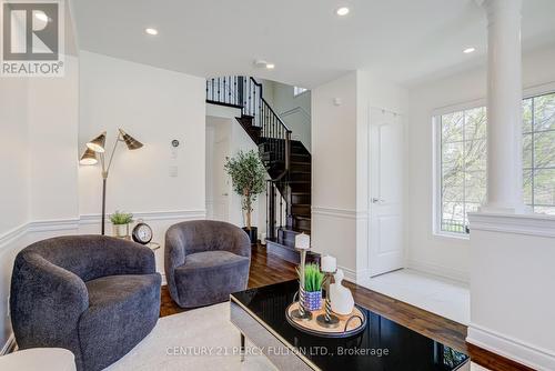 5988 Long Valley Road, Mississauga, ON - Indoor