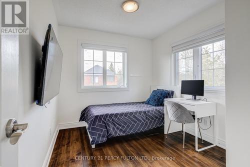 5988 Long Valley Road, Mississauga, ON - Indoor Photo Showing Bedroom