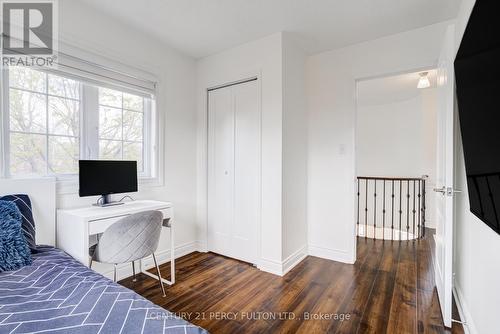 5988 Long Valley Road, Mississauga, ON - Indoor