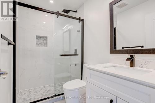 5988 Long Valley Road, Mississauga, ON - Indoor Photo Showing Bathroom