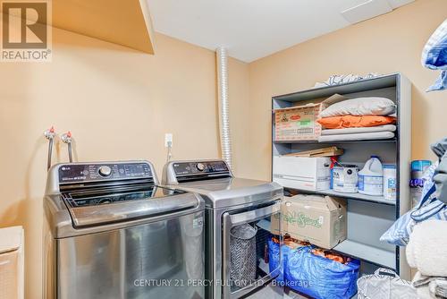 5988 Long Valley Road, Mississauga, ON - Indoor Photo Showing Laundry Room
