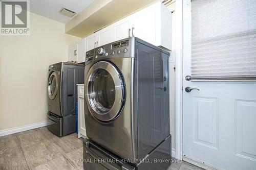 Main floor laundry - 525 Sundown Crescent, Pickering, ON - Indoor Photo Showing Laundry Room