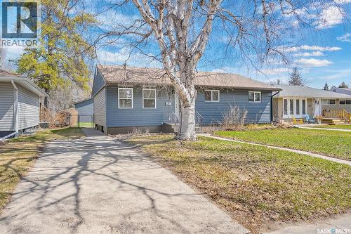 1917 Cairns Avenue, Saskatoon, SK - Outdoor