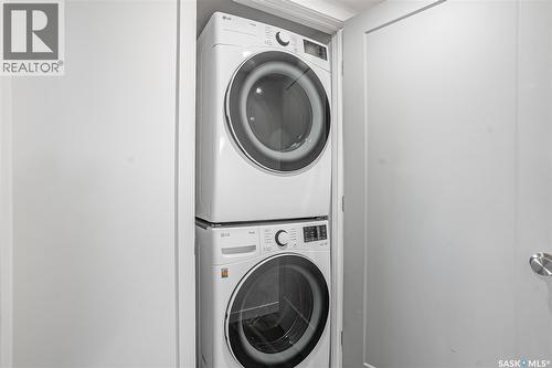 1917 Cairns Avenue, Saskatoon, SK - Indoor Photo Showing Laundry Room