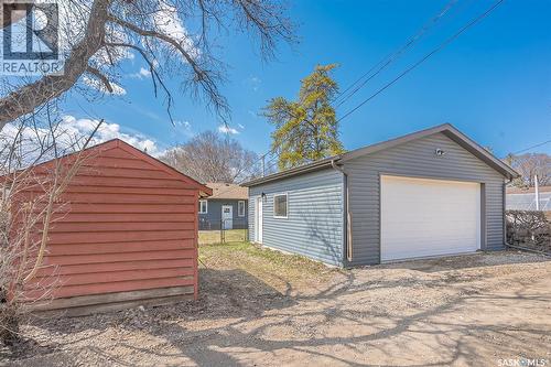 1917 Cairns Avenue, Saskatoon, SK - Outdoor