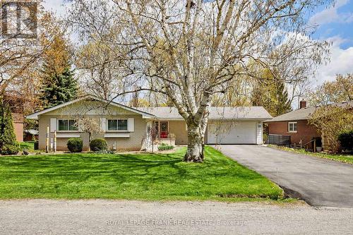 33 OTTAWA STREET  Scugog (Port Perry), ON L9L 1K2