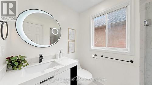 6 Majestic Drive, Markham, ON - Indoor Photo Showing Bathroom